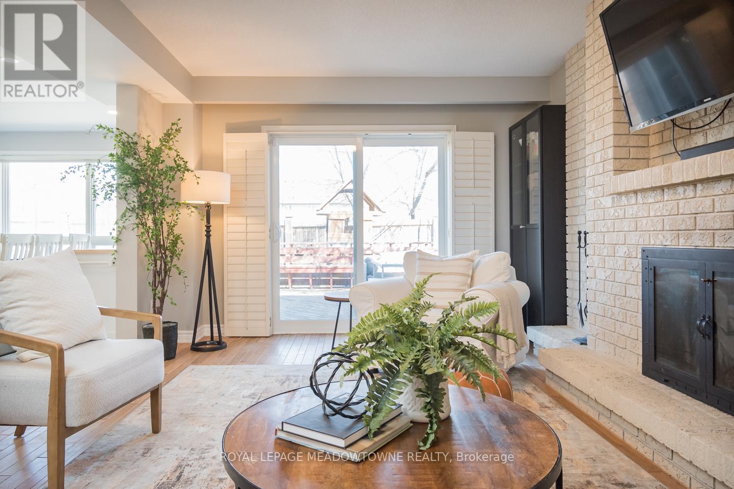 284 Randall Crescent, Milton, Ontario  L9T 4X7 - Photo 18 - W12976484