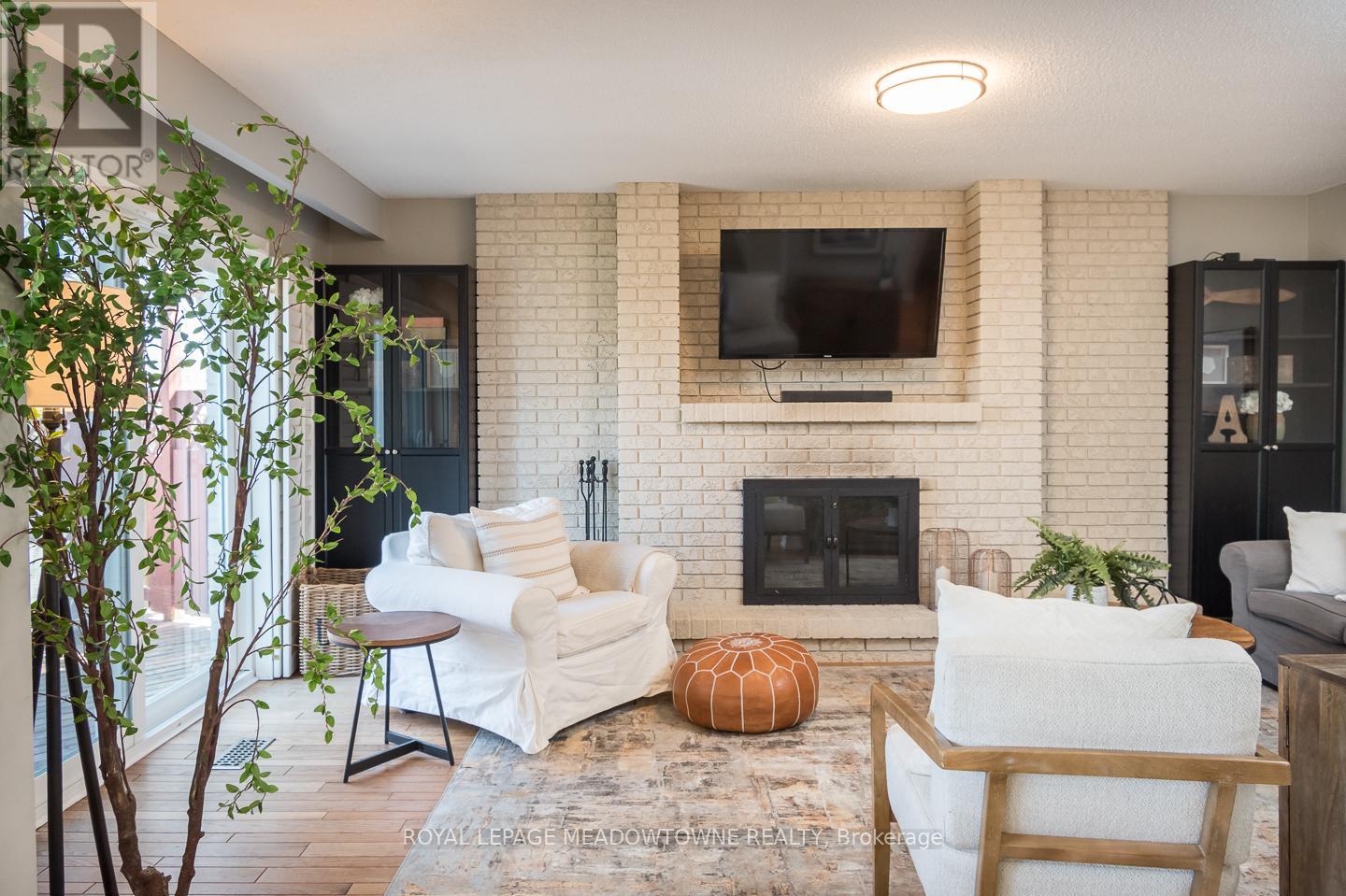 284 Randall Crescent, Milton, Ontario  L9T 4X7 - Photo 19 - W12976484