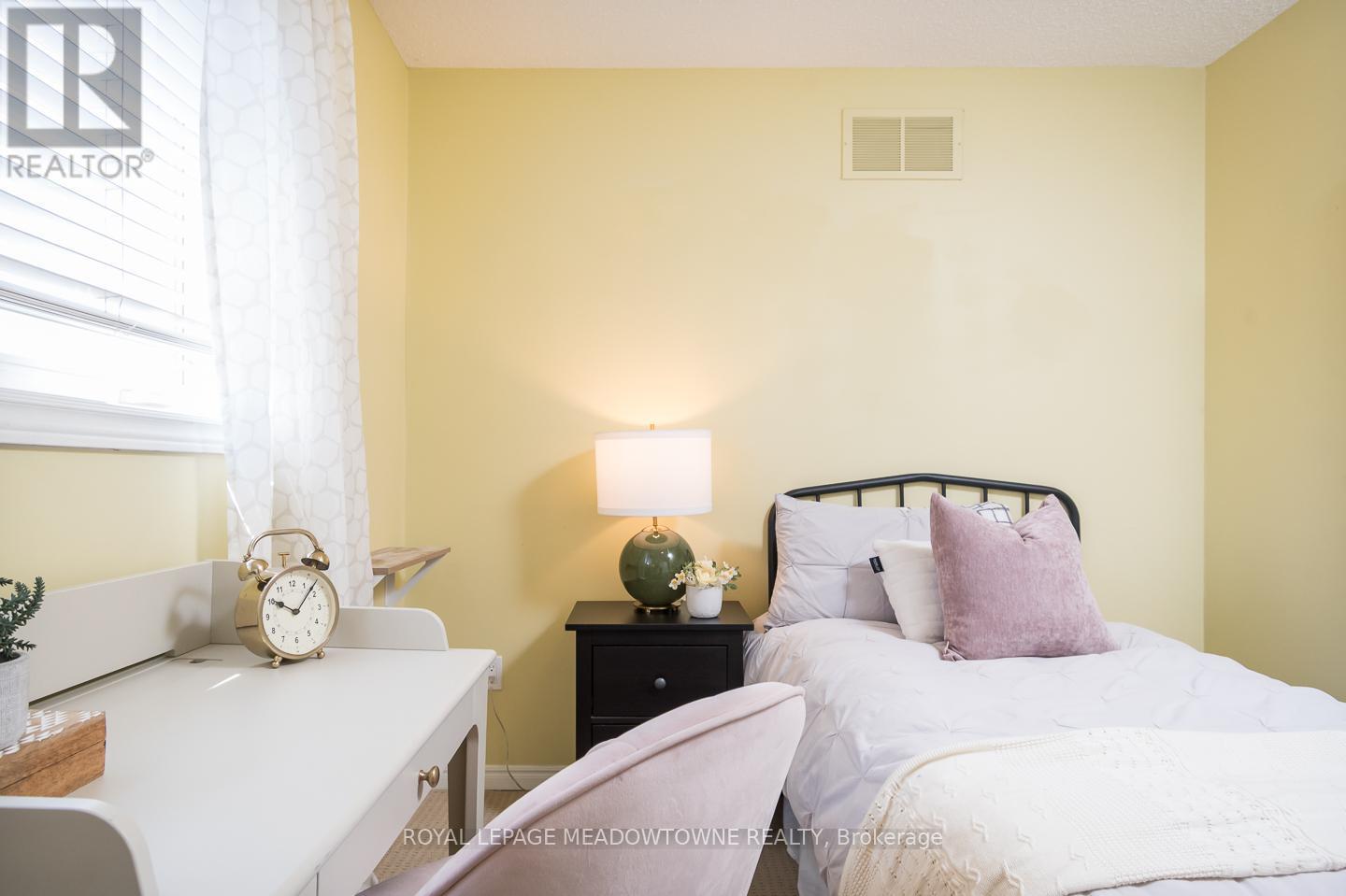 284 Randall Crescent, Milton, Ontario  L9T 4X7 - Photo 30 - W12976484