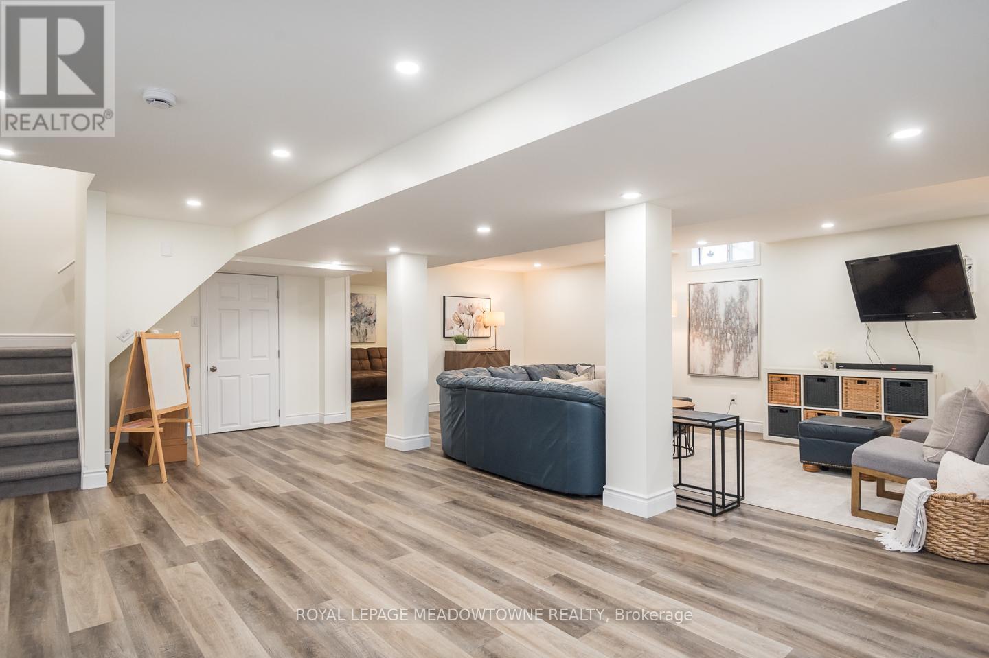 284 Randall Crescent, Milton, Ontario  L9T 4X7 - Photo 32 - W12976484