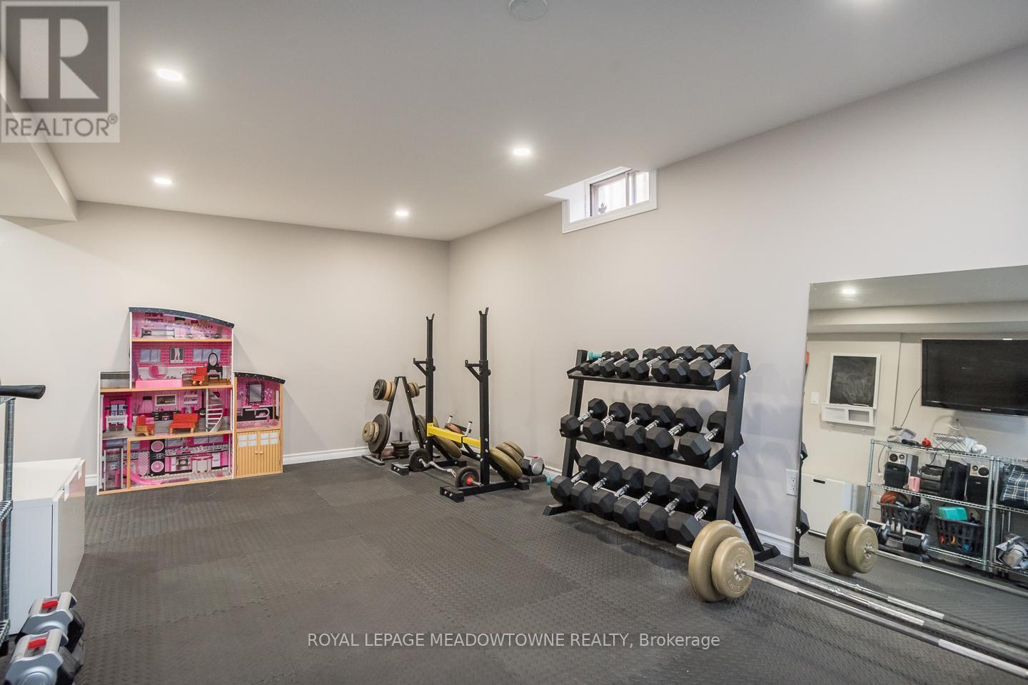 284 Randall Crescent, Milton, Ontario  L9T 4X7 - Photo 37 - W12976484