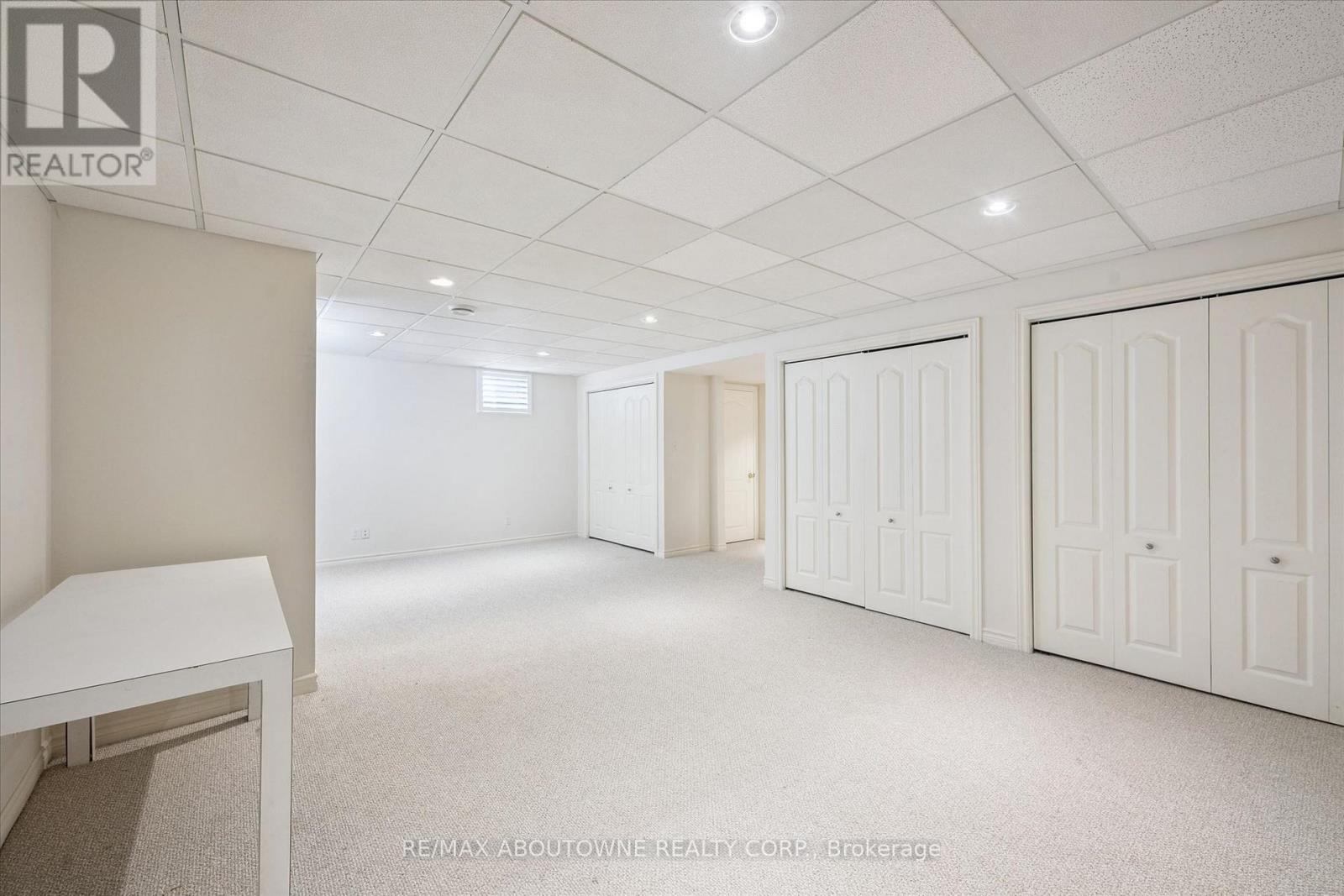 2484 Capilano Crescent, Oakville, Ontario  L6H 6L4 - Photo 30 - W12976508