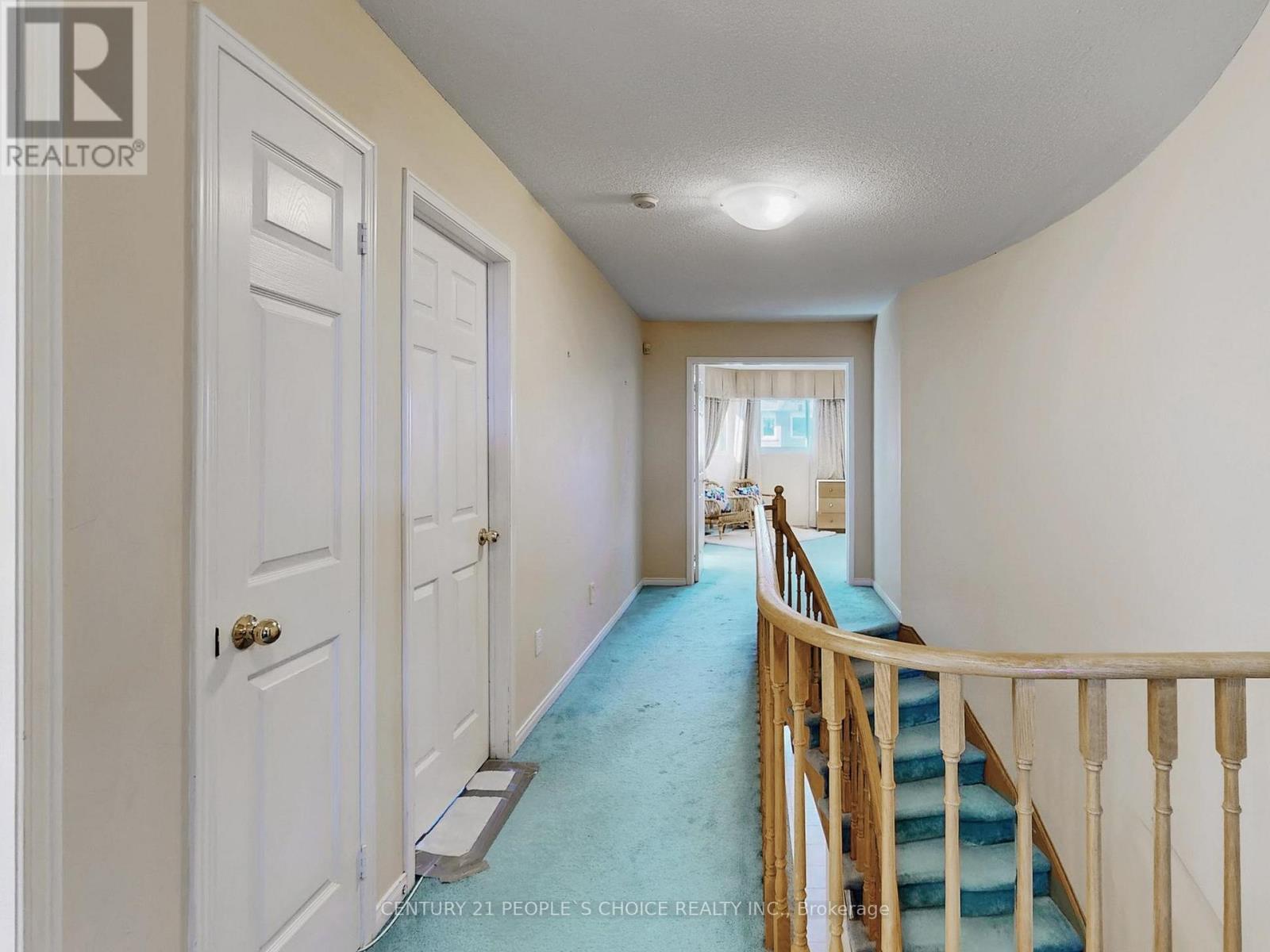 5591 Loonlake Avenue, Mississauga, Ontario  L5V 2E2 - Photo 23 - W12976532