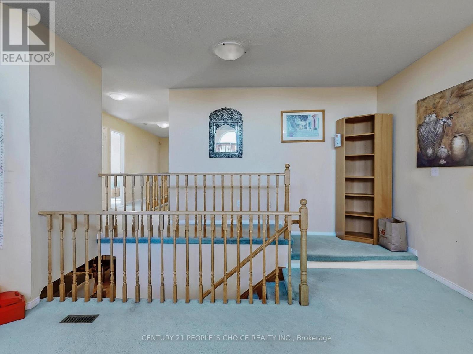 5591 Loonlake Avenue, Mississauga, Ontario  L5V 2E2 - Photo 25 - W12976532