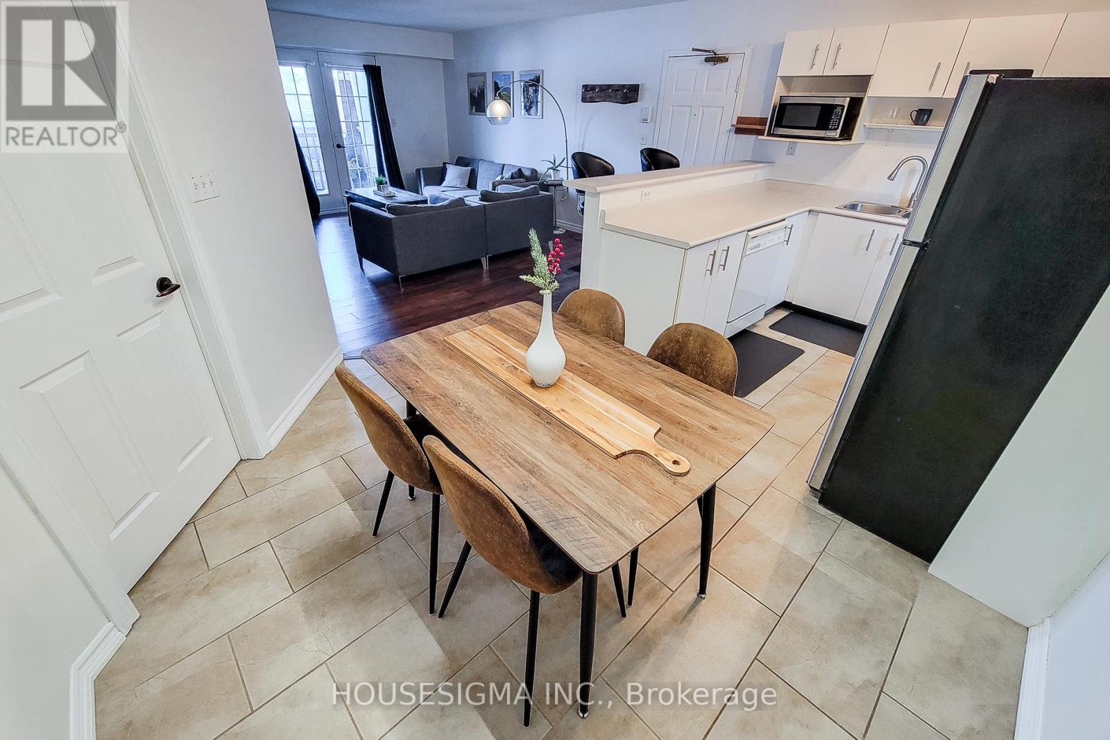 204 - 4003 Kilmer Drive, Burlington, Ontario  L7M 4M1 - Photo 13 - W12976564