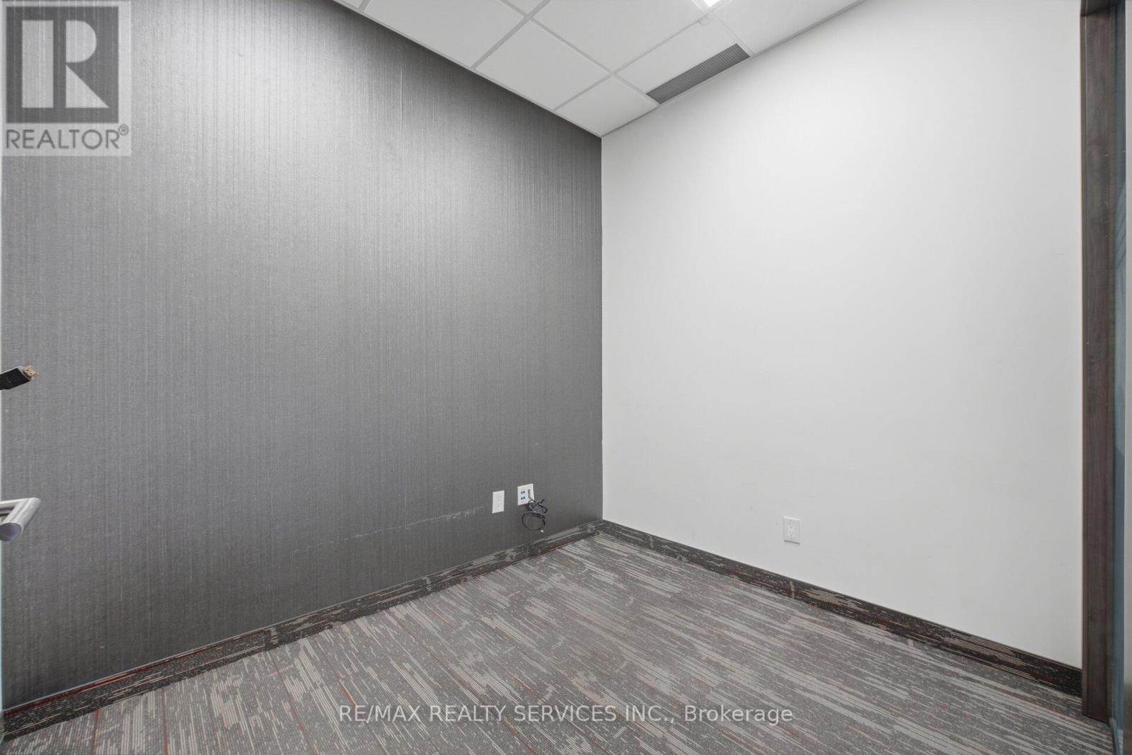 2 - 80 Pertosa Drive, Brampton, Ontario  L6X 5E9 - Photo 12 - W12960510