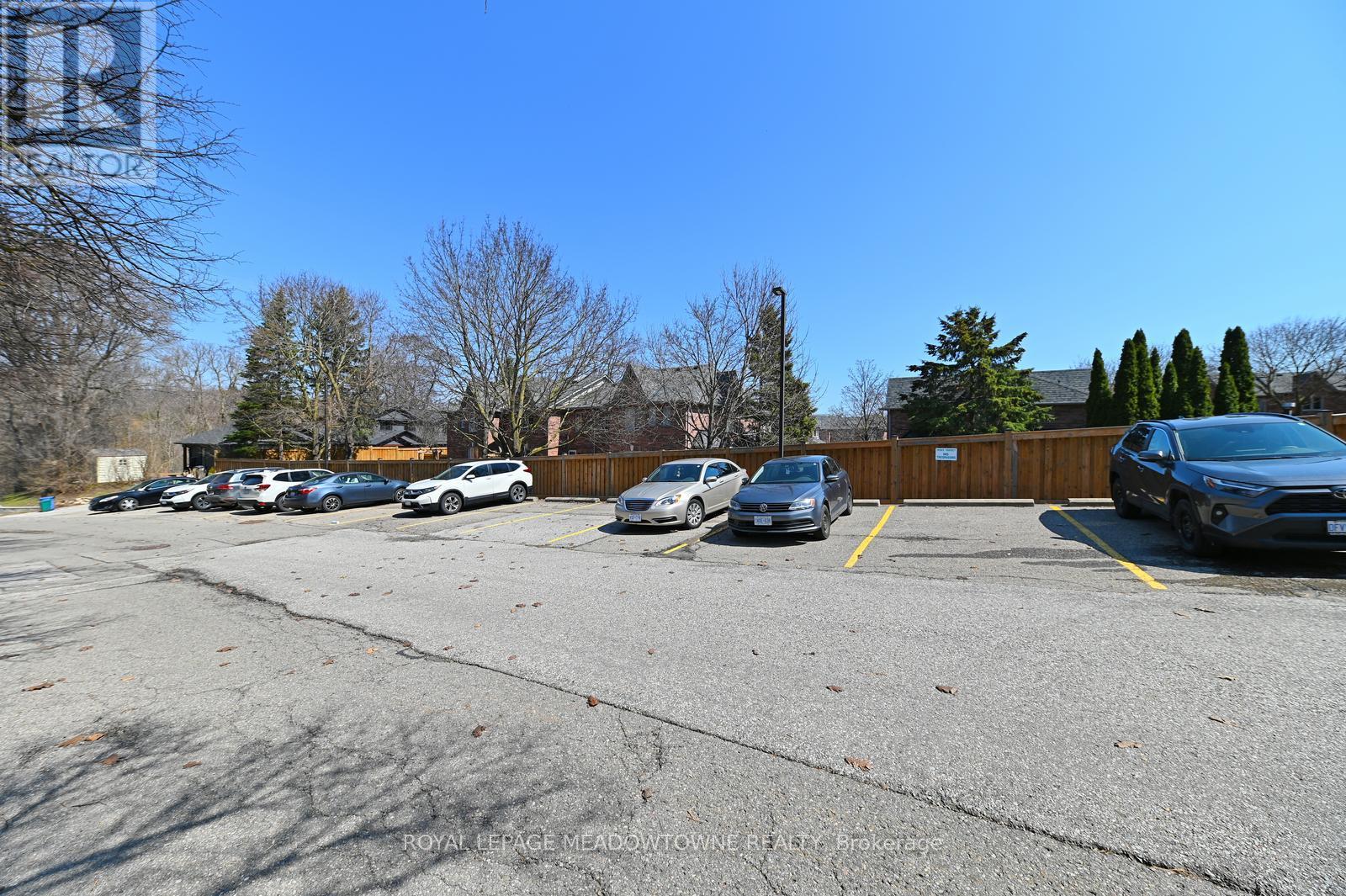 74 - 80 Lynden Circle, Halton Hills, Ontario  L7G 4Y8 - Photo 38 - W12974582