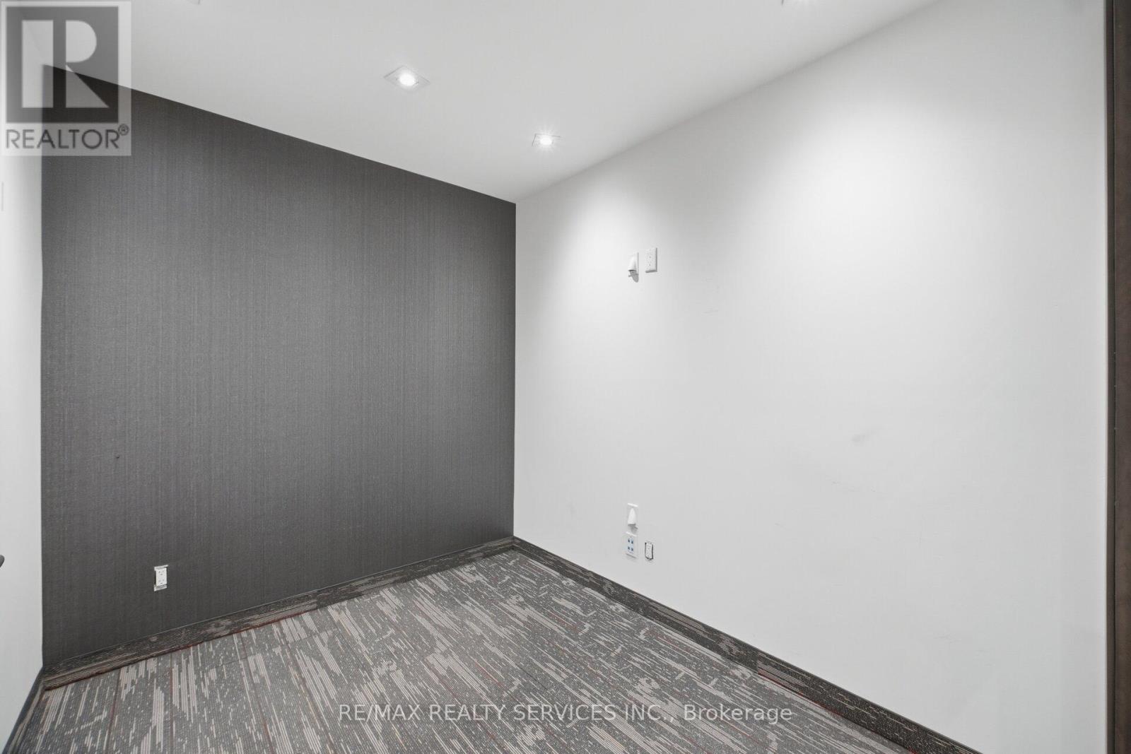 2 - 80 Pertosa Drive, Brampton, Ontario  L6X 5E9 - Photo 23 - W12960510