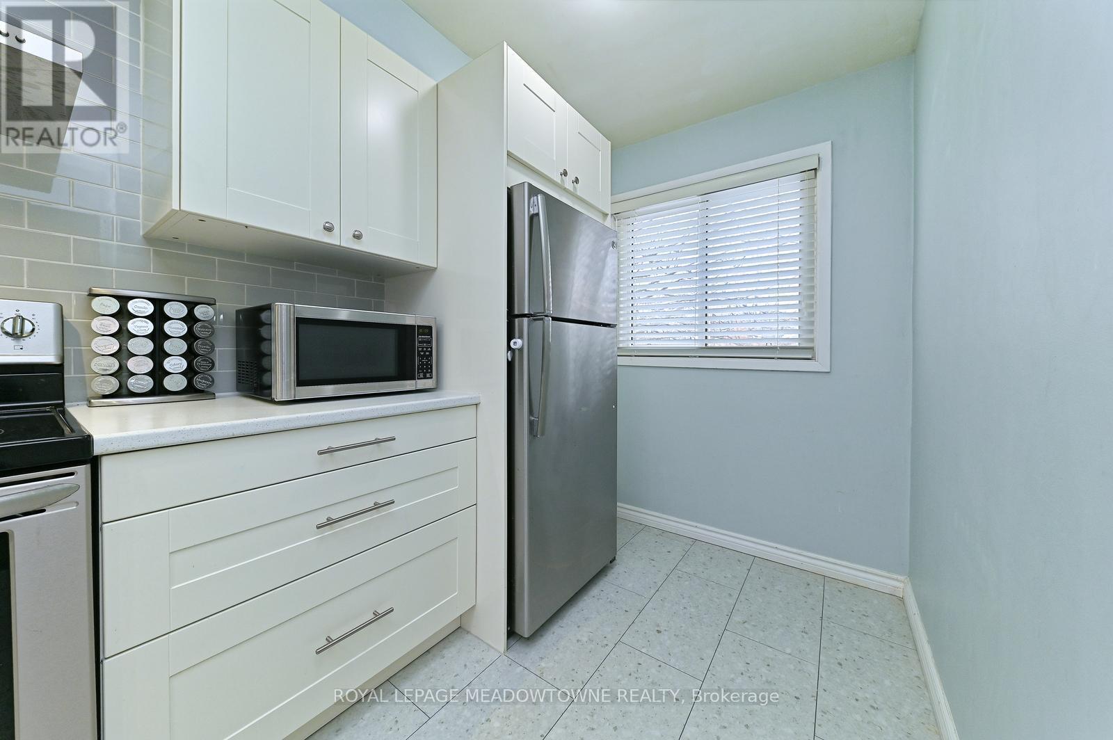 74 - 80 Lynden Circle, Halton Hills, Ontario  L7G 4Y8 - Photo 10 - W12974582