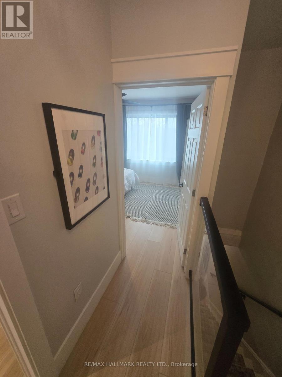 Main - 251 Silverthorn Avenue, Toronto, Ontario  M6N 3K2 - Photo 19 - W12975884