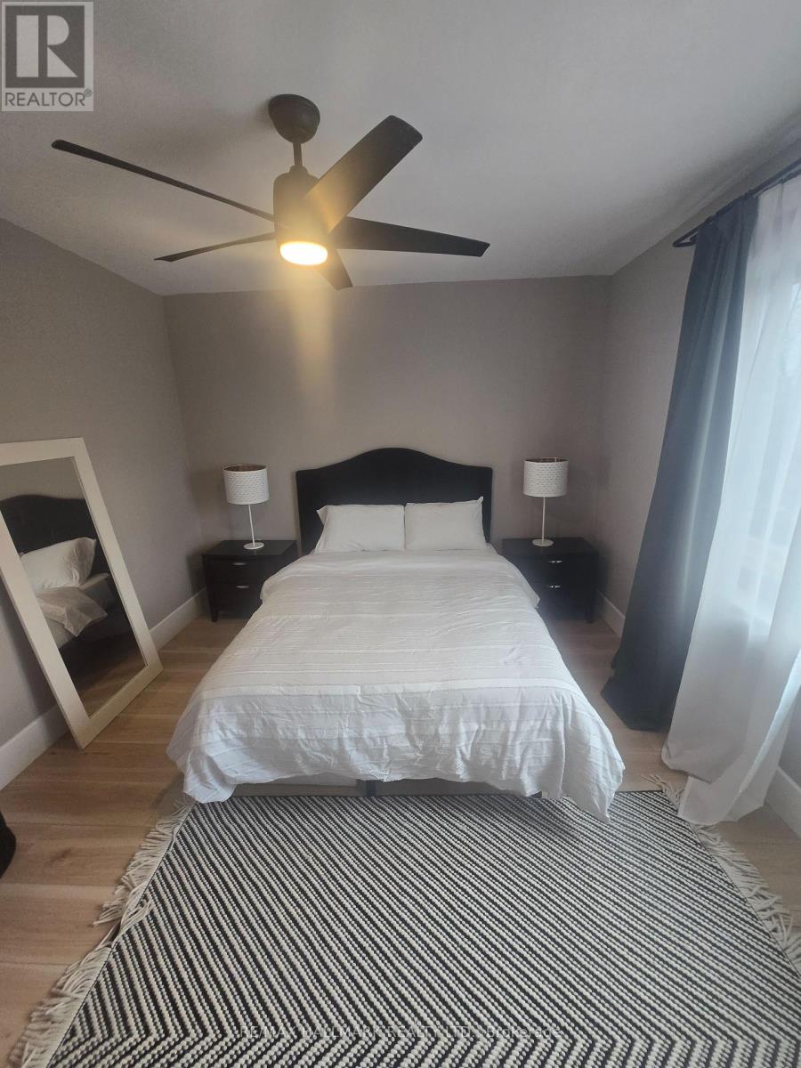 Main - 251 Silverthorn Avenue, Toronto, Ontario  M6N 3K2 - Photo 25 - W12975884