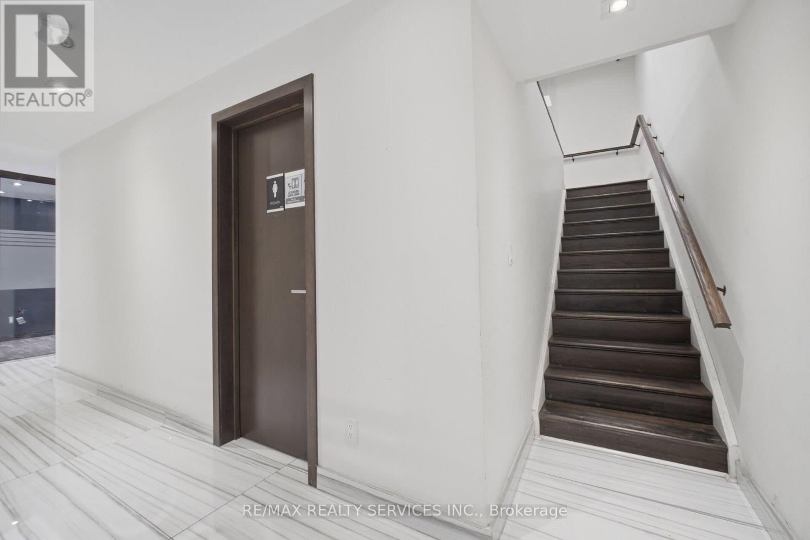 2 - 80 Pertosa Drive, Brampton, Ontario  L6X 5E9 - Photo 31 - W12960510