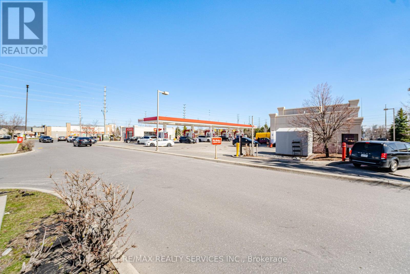 2 - 80 Pertosa Drive, Brampton, Ontario  L6X 5E9 - Photo 39 - W12960510