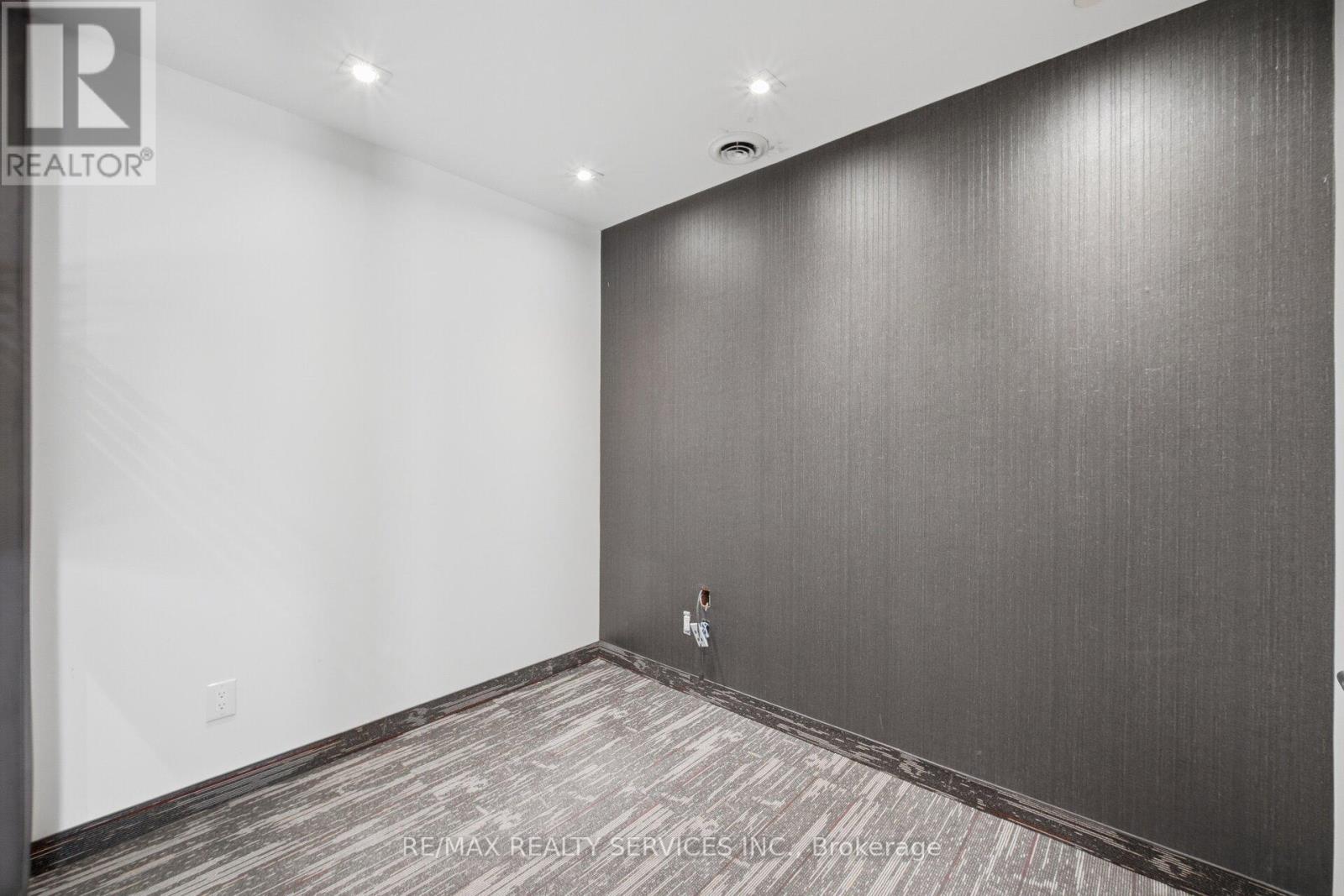 2 - 80 Pertosa Drive, Brampton, Ontario  L6X 5E9 - Photo 22 - W12960510