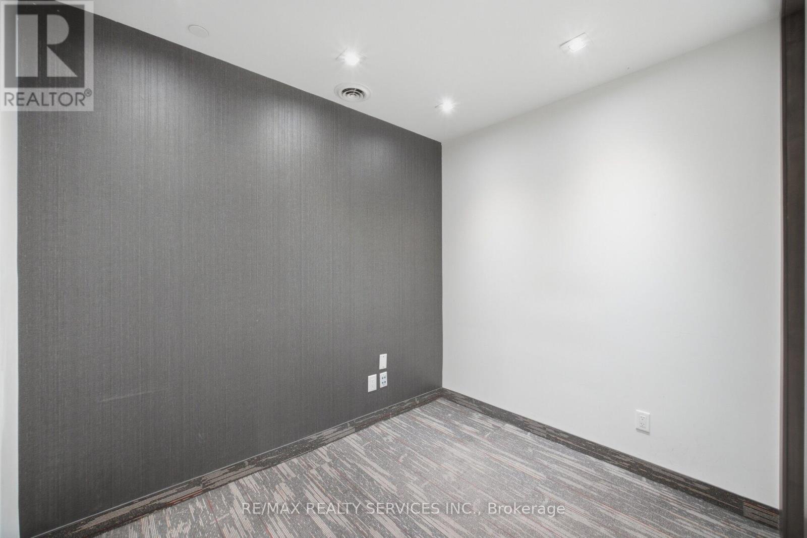 2 - 80 Pertosa Drive, Brampton, Ontario  L6X 5E9 - Photo 20 - W12960510