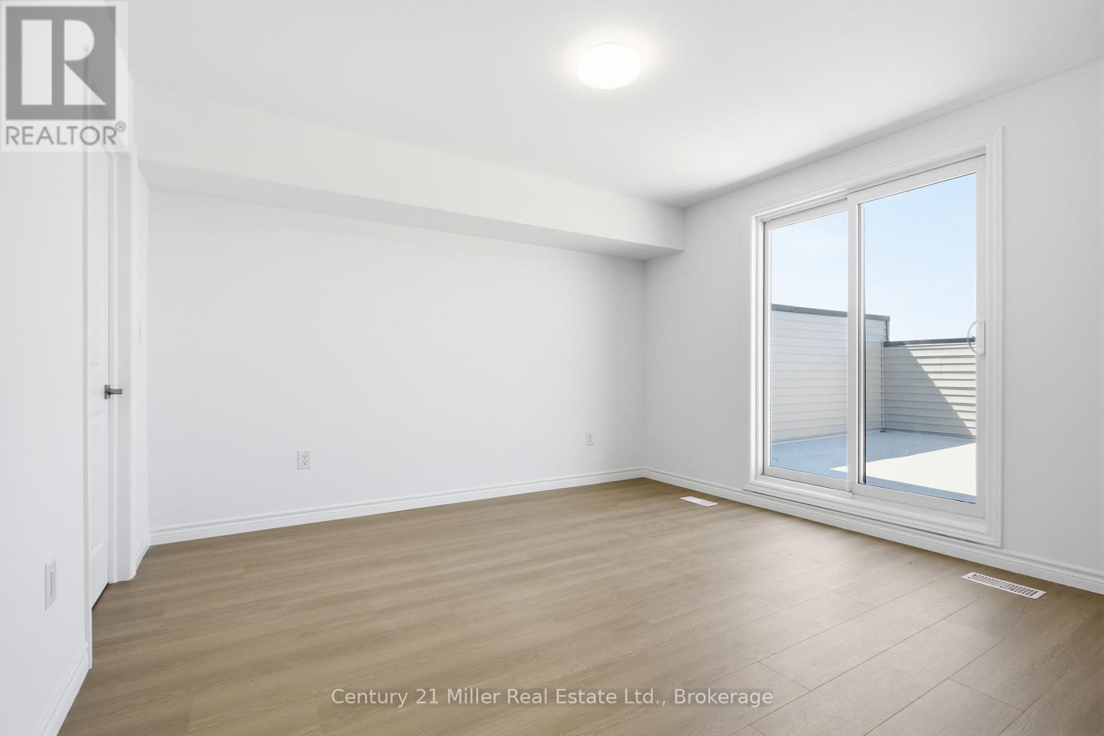 12 - 2 Slessor Boulevard, Grimsby, Ontario  L3M 5J4 - Photo 36 - X12976594