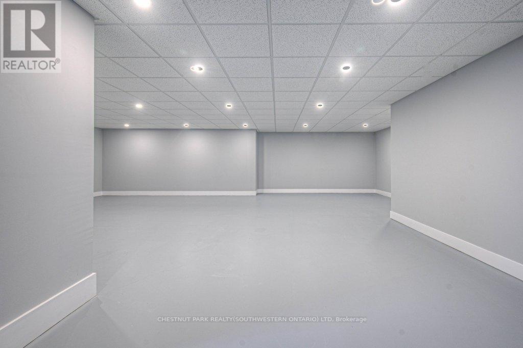 2930 Notre Dame Drive, Wilmot, Ontario  N0B 2L0 - Photo 42 - X12976200