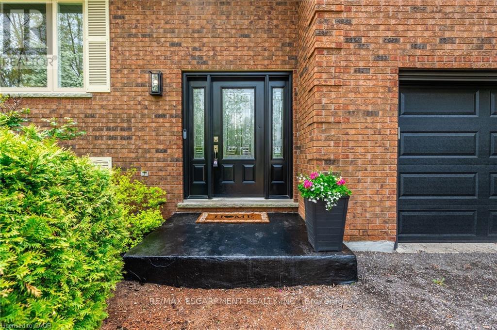 152 7th Concession Road E, Hamilton, Ontario  L0R 1V0 - Photo 5 - X12976250