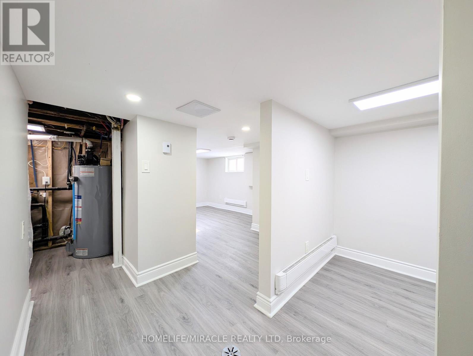 137 Proctor Street, Sarnia, Ontario  N7T 3G1 - Photo 10 - X12976314