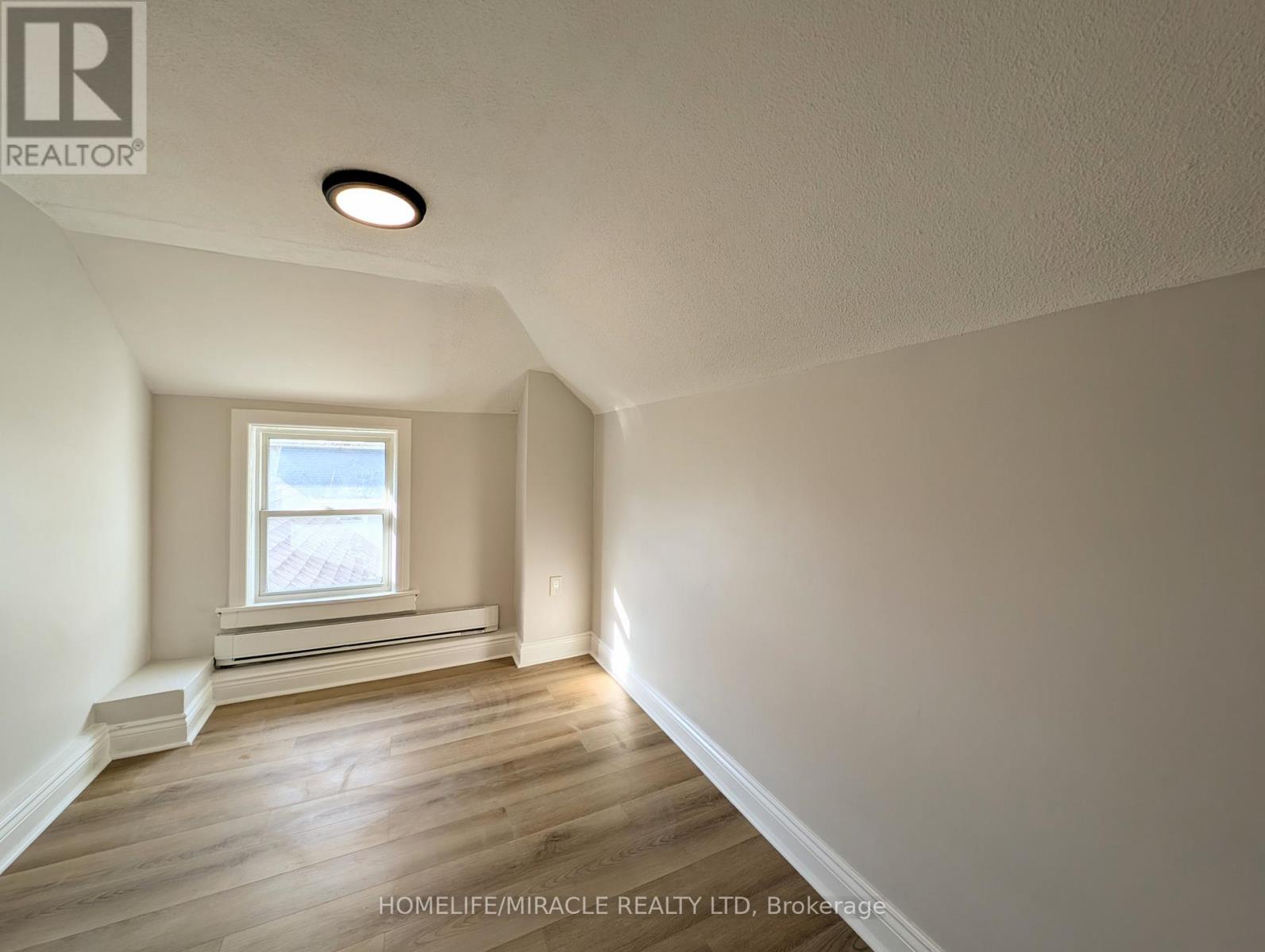 137 Proctor Street, Sarnia, Ontario  N7T 3G1 - Photo 23 - X12976314