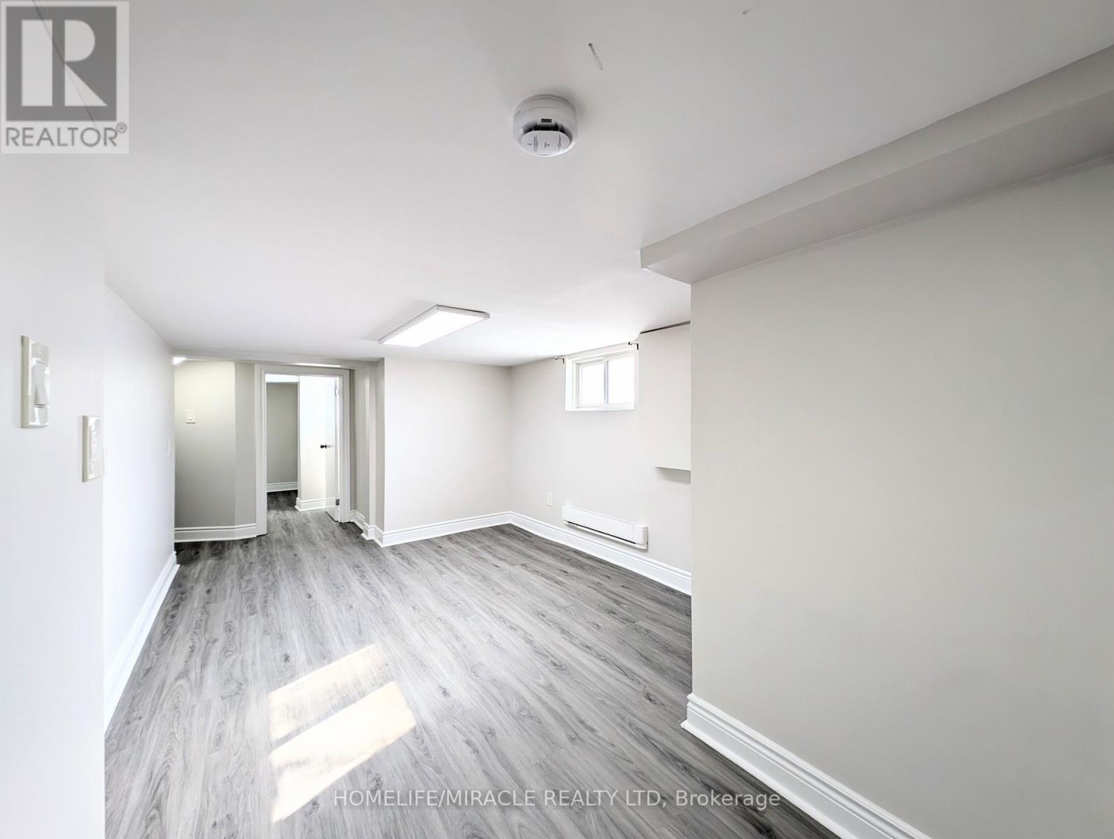 137 Proctor Street, Sarnia, Ontario  N7T 3G1 - Photo 25 - X12976314