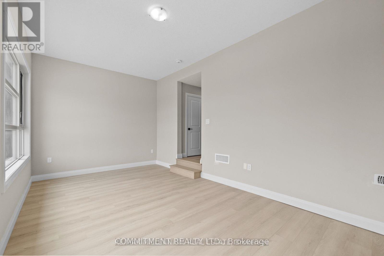 21 Warren Trail, Welland, Ontario L3B 0N8 - Photo 10 - X12976336