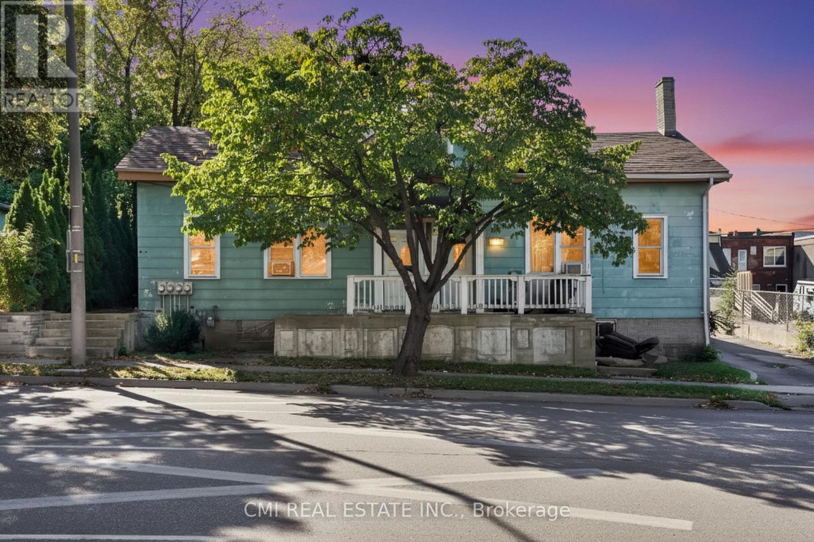 219 DALHOUSIE STREET, Brantford, Ontario