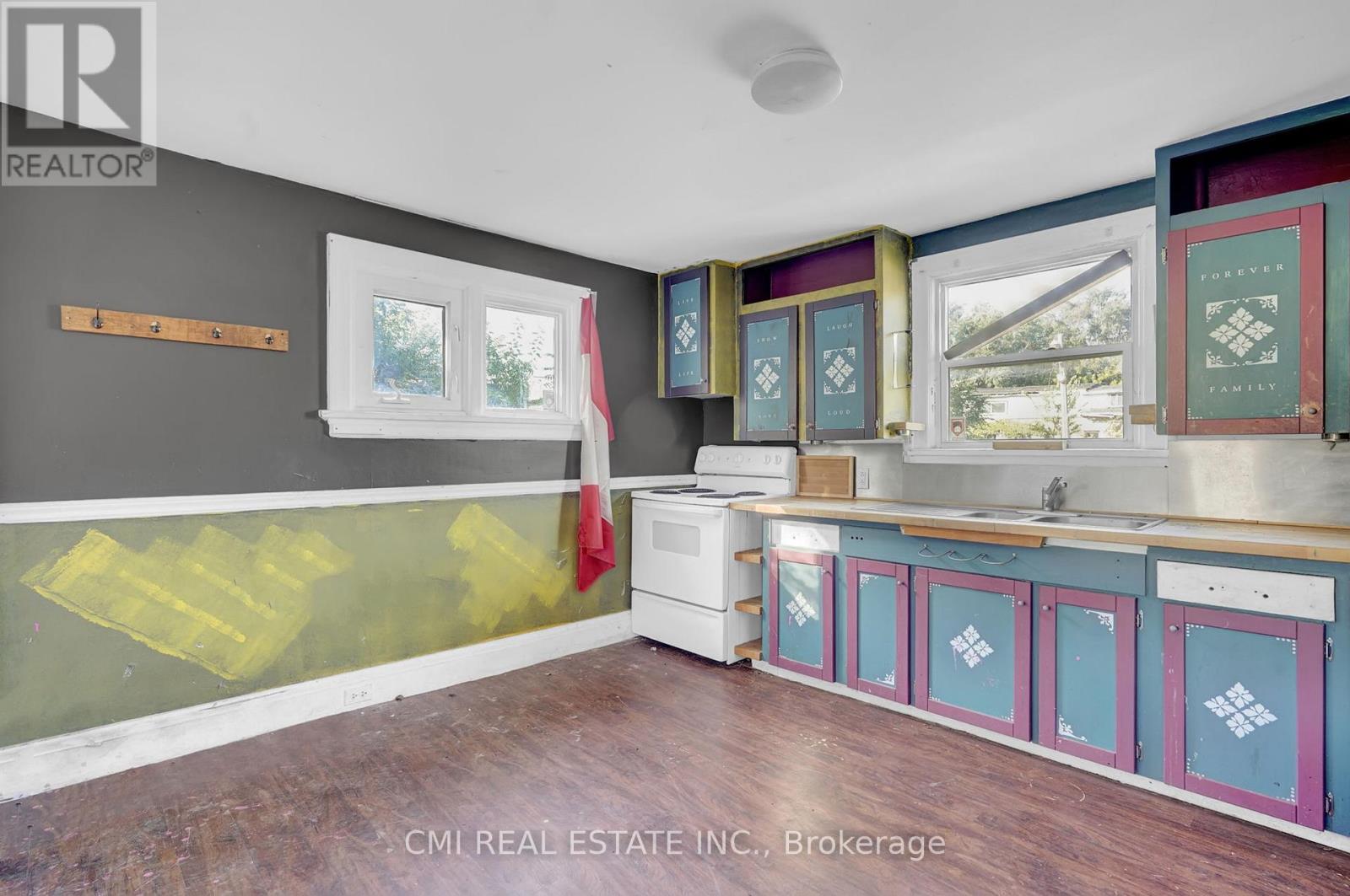 219 Dalhousie Street, Brantford, Ontario  N3S 3T8 - Photo 10 - X12976352