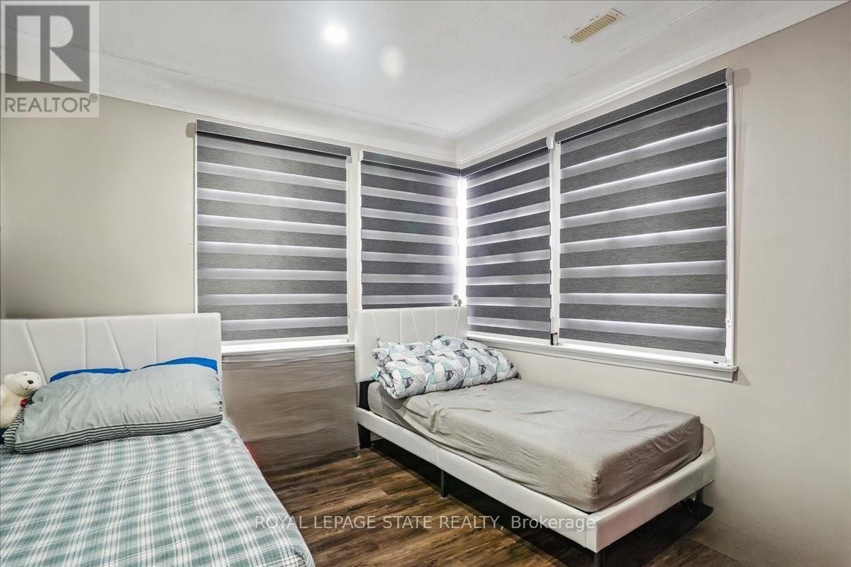 251 King Street E, Hamilton, Ontario  L8G 1L9 - Photo 14 - X12976356