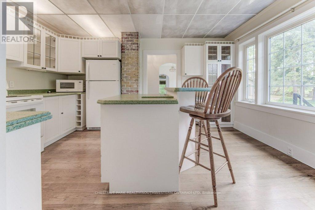 177 Piper Street, North Dumfries, Ontario  N0B 1E0 - Photo 11 - X12976364