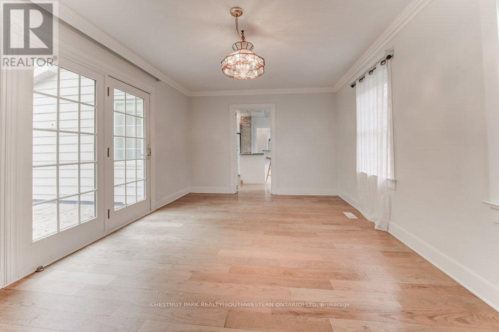 177 Piper Street, North Dumfries, Ontario  N0B 1E0 - Photo 13 - X12976364