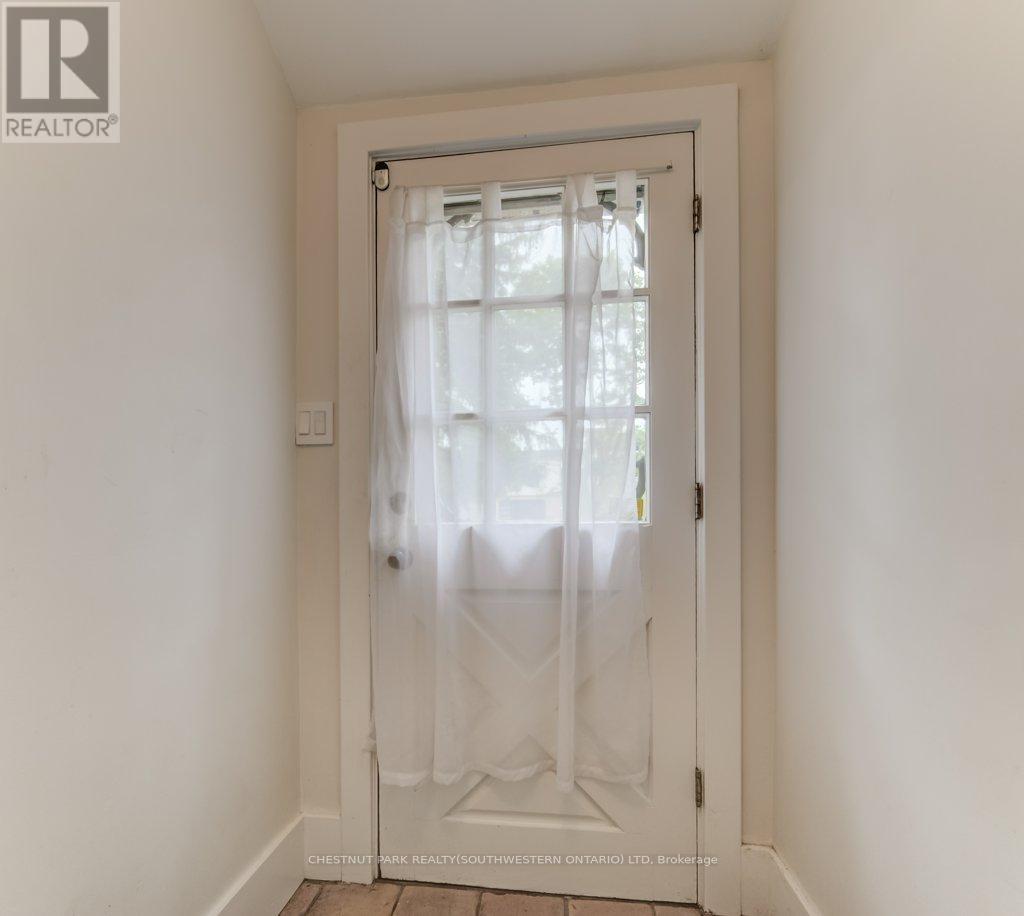 177 Piper Street, North Dumfries, Ontario  N0B 1E0 - Photo 17 - X12976364