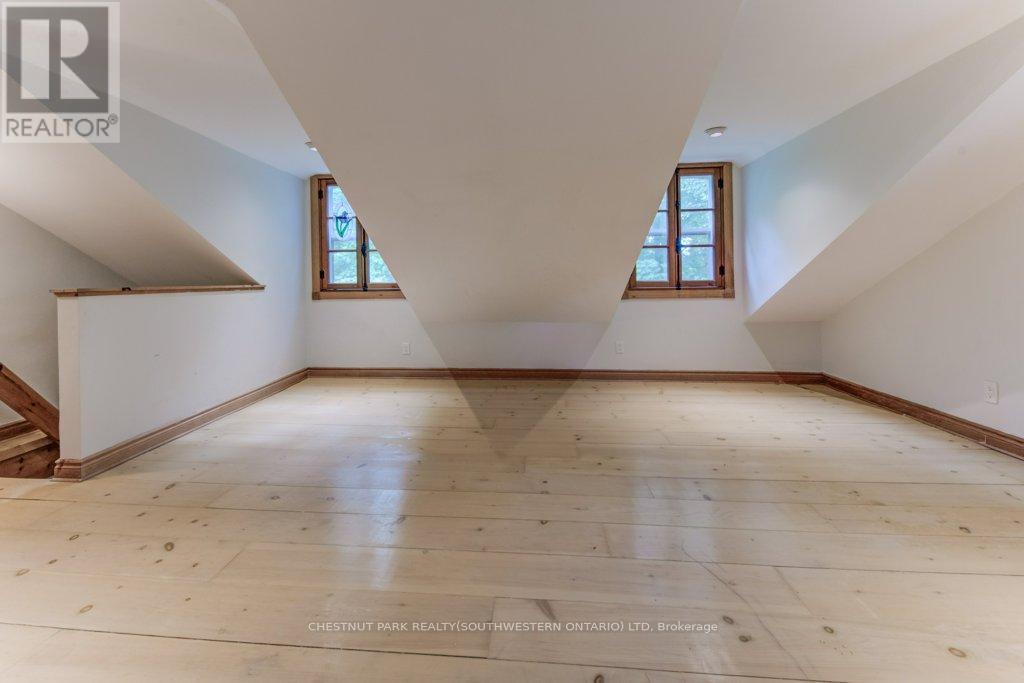 177 Piper Street, North Dumfries, Ontario  N0B 1E0 - Photo 31 - X12976364