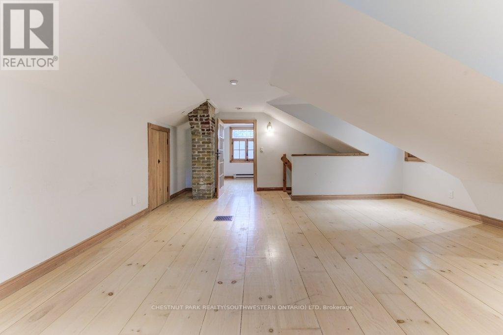 177 Piper Street, North Dumfries, Ontario  N0B 1E0 - Photo 32 - X12976364