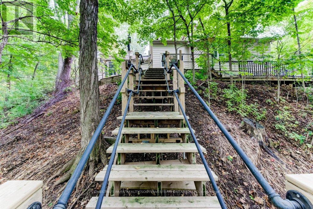 177 Piper Street, North Dumfries, Ontario  N0B 1E0 - Photo 49 - X12976364