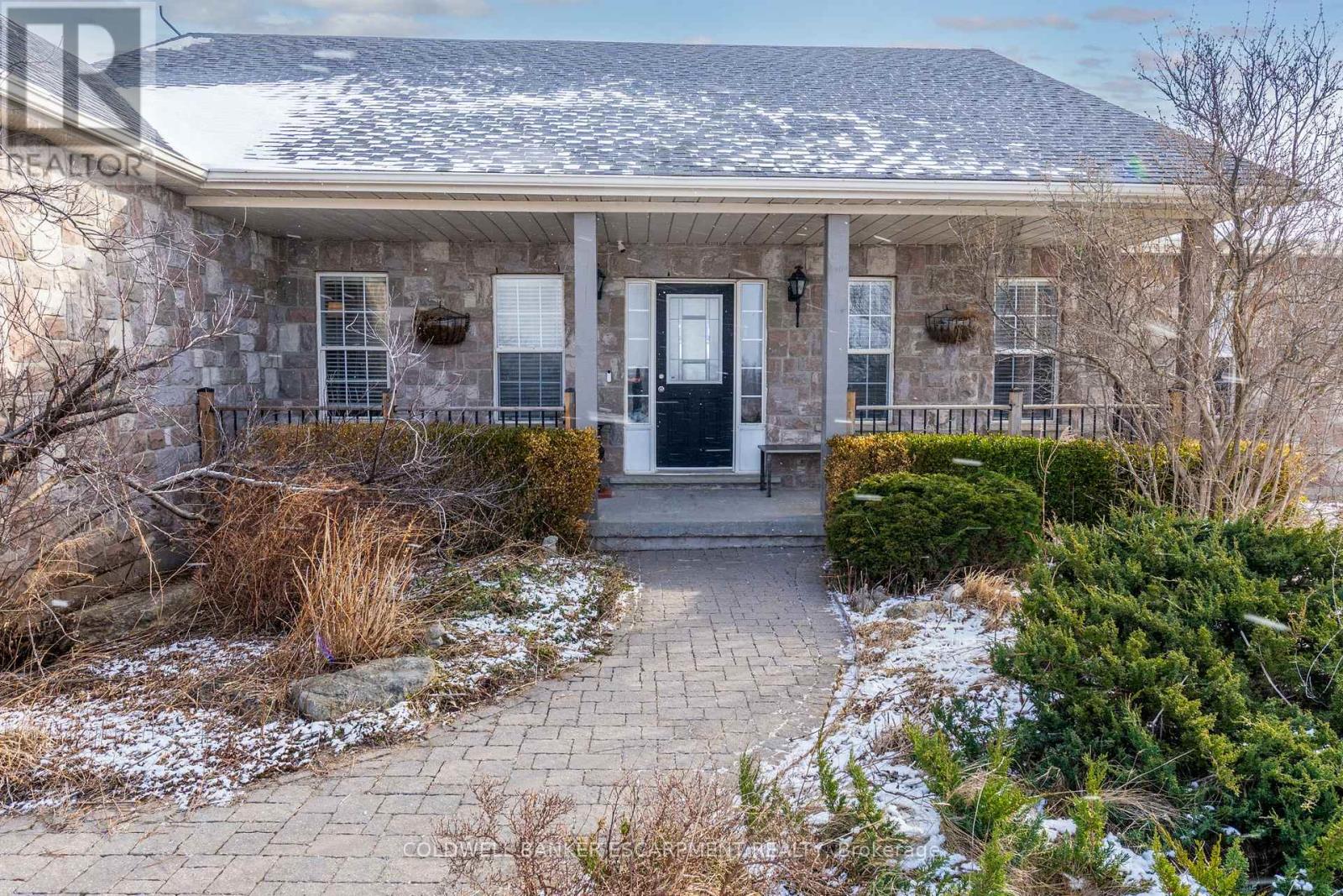 4923 Wellington 44 Road, Guelph/eramosa, Ontario  N0B 2K0 - Photo 9 - X12976420