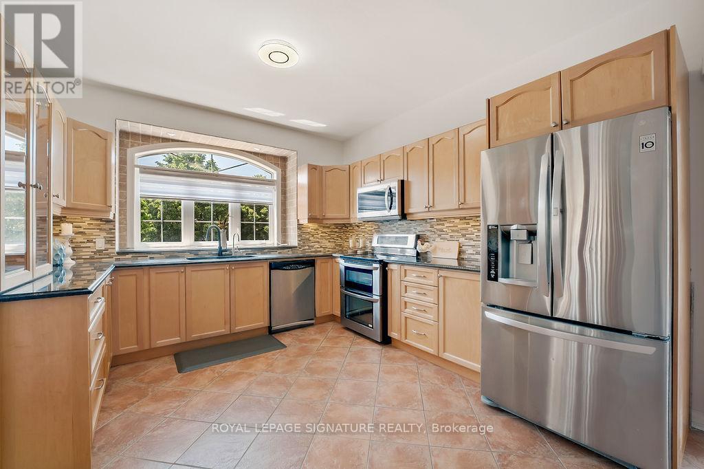 30 Oakrun Street, Hamilton, Ontario  L8E 6E7 - Photo 12 - X12976424