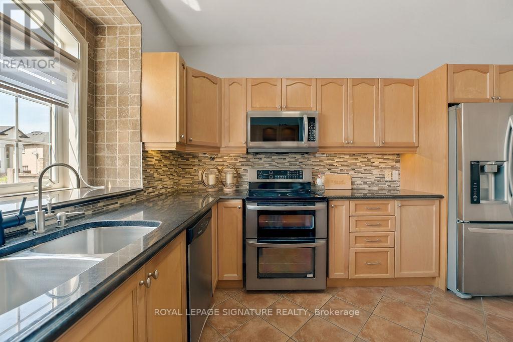 30 Oakrun Street, Hamilton, Ontario  L8E 6E7 - Photo 13 - X12976424