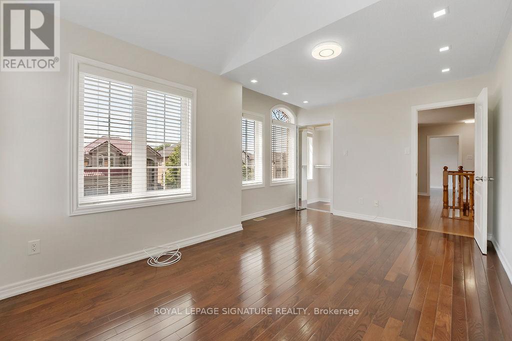 30 Oakrun Street, Hamilton, Ontario  L8E 6E7 - Photo 33 - X12976424