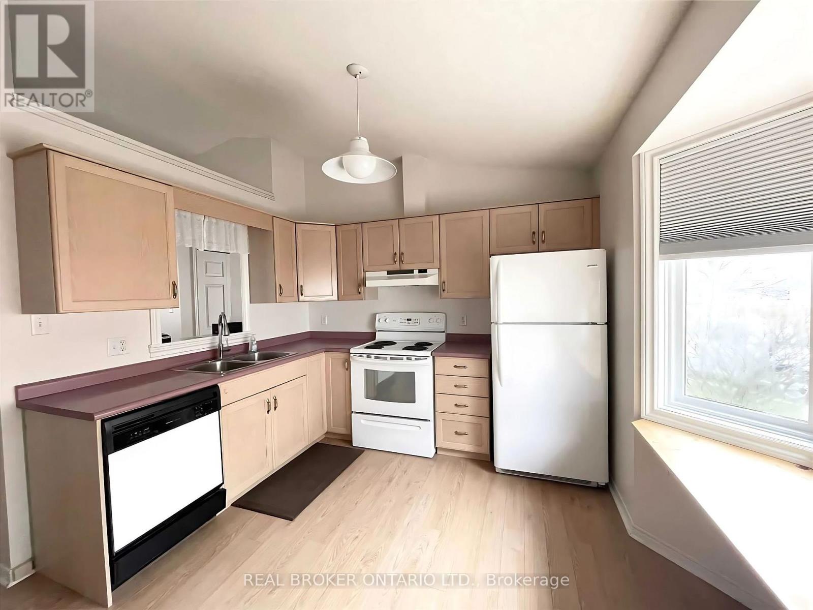 5999 Andrea Drive, Niagara Falls, Ontario  L2H 2Z9 - Photo 4 - X12976432