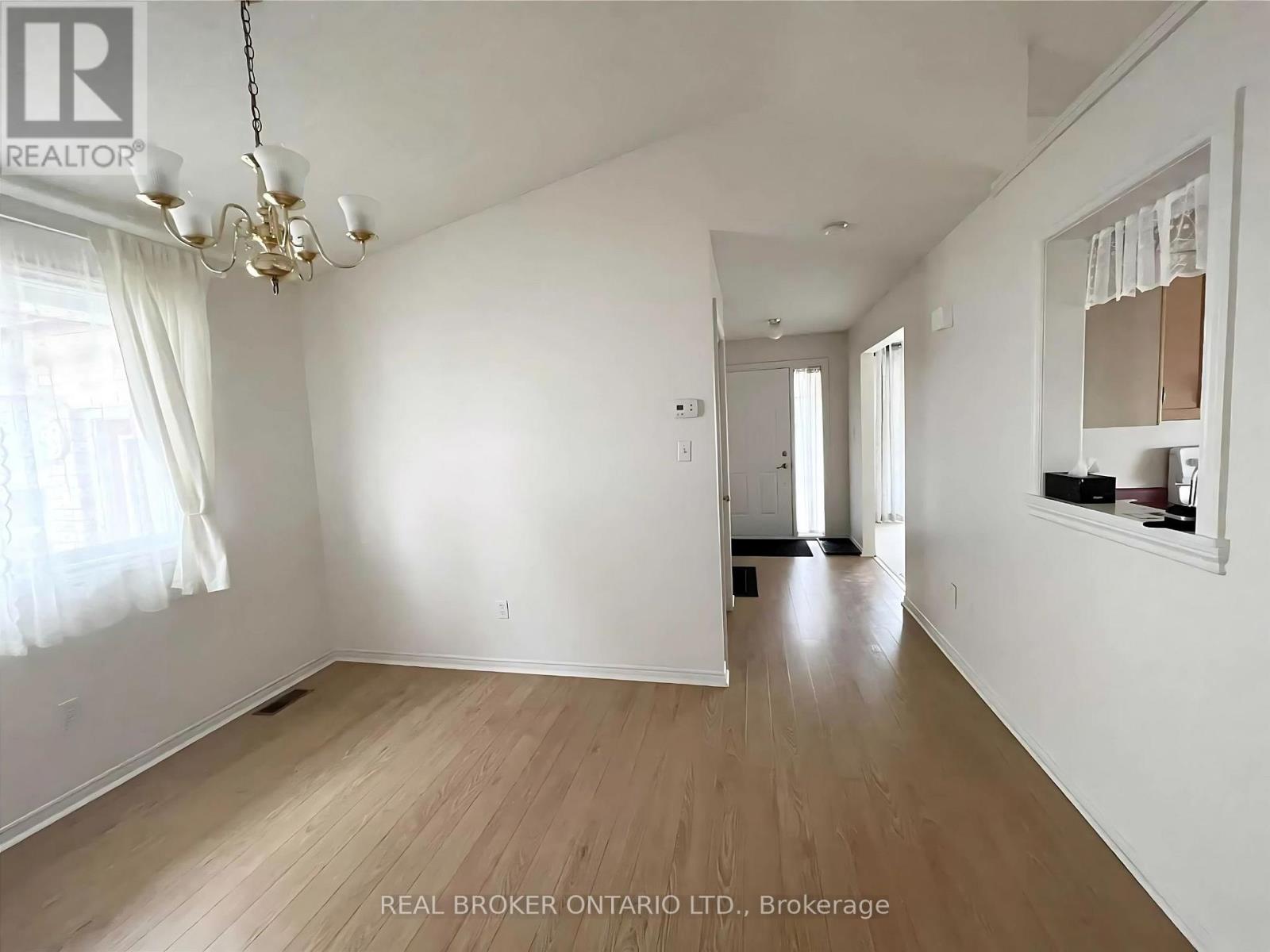 5999 Andrea Drive, Niagara Falls, Ontario  L2H 2Z9 - Photo 6 - X12976432