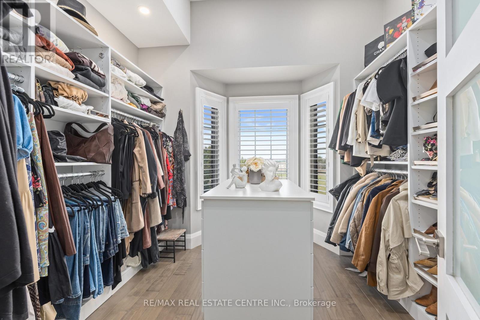 9677 Tenth Side Road, Erin, Ontario  N0B 1T0 - Photo 29 - X12976490