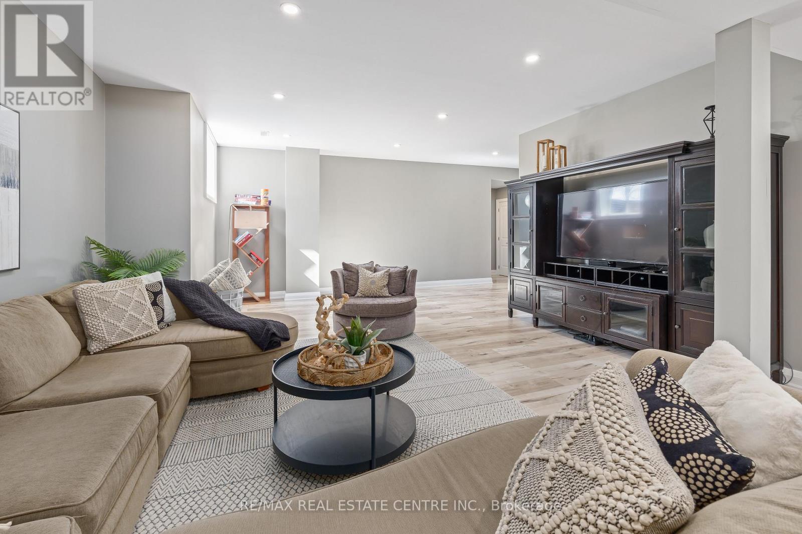 9677 Tenth Side Road, Erin, Ontario  N0B 1T0 - Photo 41 - X12976490