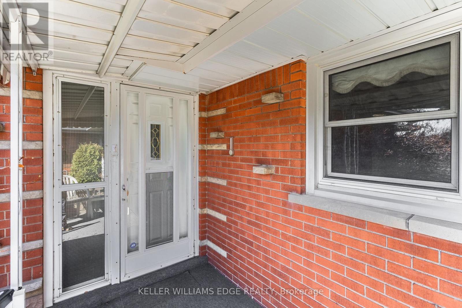 14 Pleasant Avenue, Hamilton, Ontario  L8G 2L2 - Photo 8 - X12976506