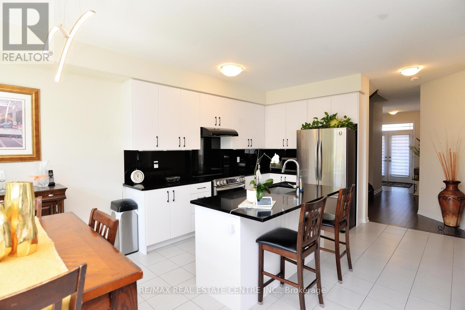 55 Magdalena Street, Hamilton, Ontario  L8J 0M3 - Photo 10 - X12971164