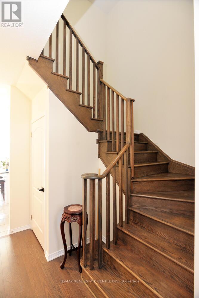 55 Magdalena Street, Hamilton, Ontario  L8J 0M3 - Photo 20 - X12971164