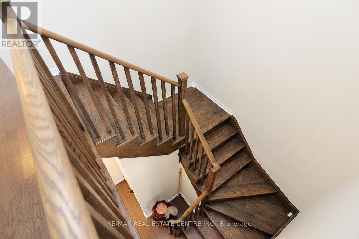 55 Magdalena Street, Hamilton, Ontario  L8J 0M3 - Photo 24 - X12971164