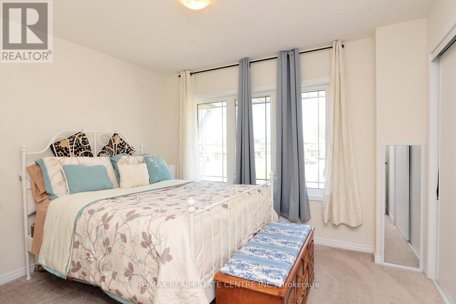 55 Magdalena Street, Hamilton, Ontario  L8J 0M3 - Photo 28 - X12971164