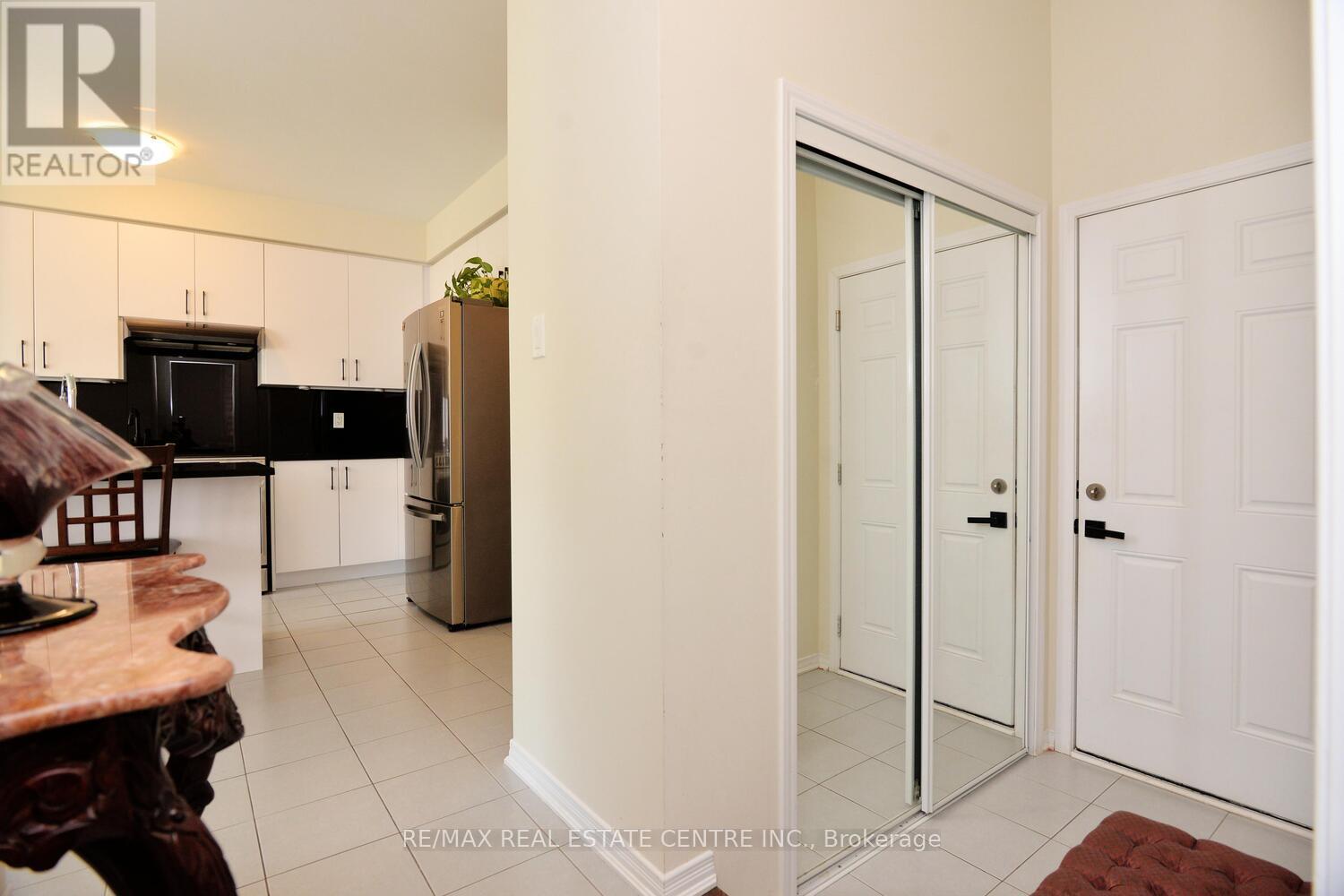 55 Magdalena Street, Hamilton, Ontario  L8J 0M3 - Photo 33 - X12971164