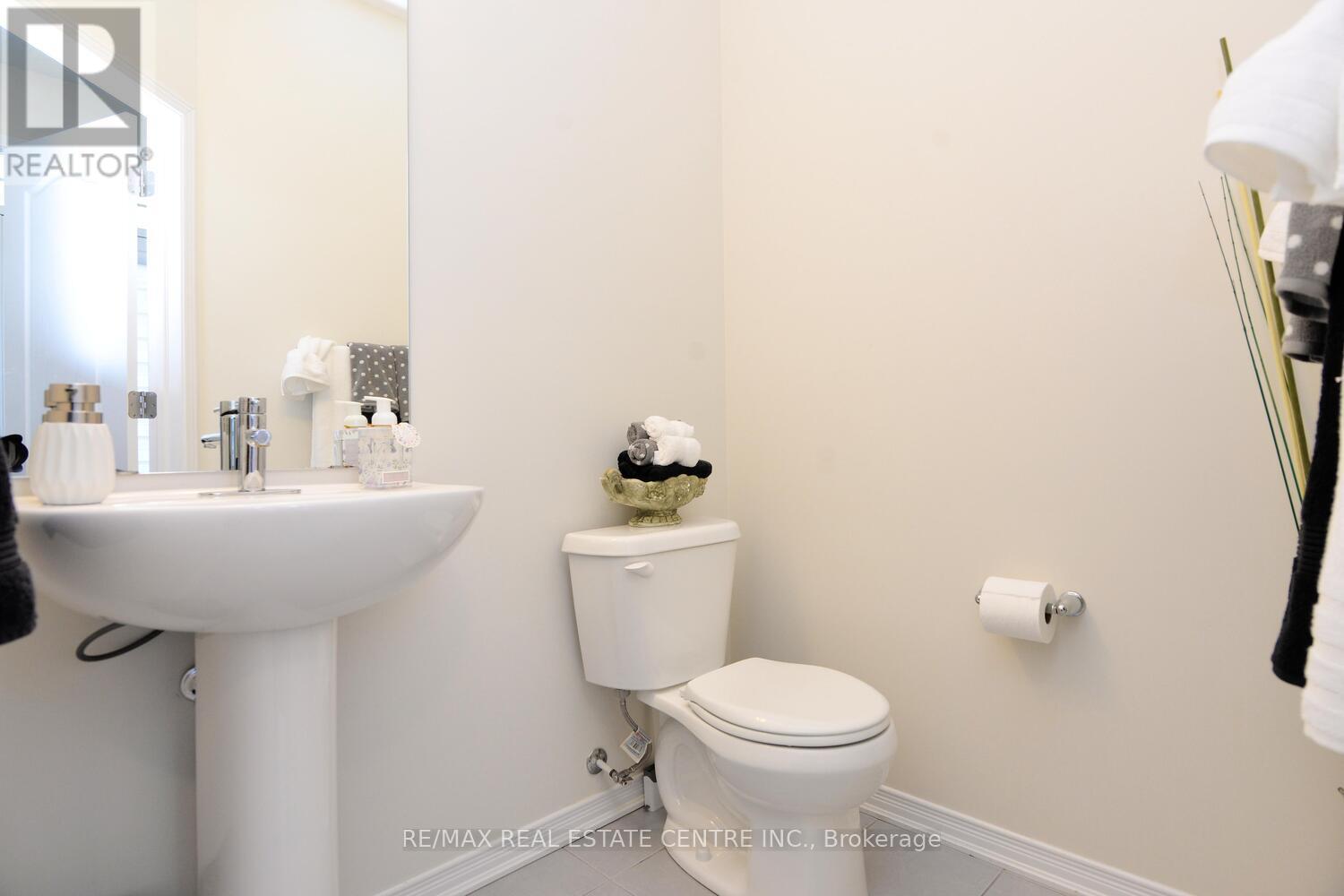 55 Magdalena Street, Hamilton, Ontario  L8J 0M3 - Photo 34 - X12971164